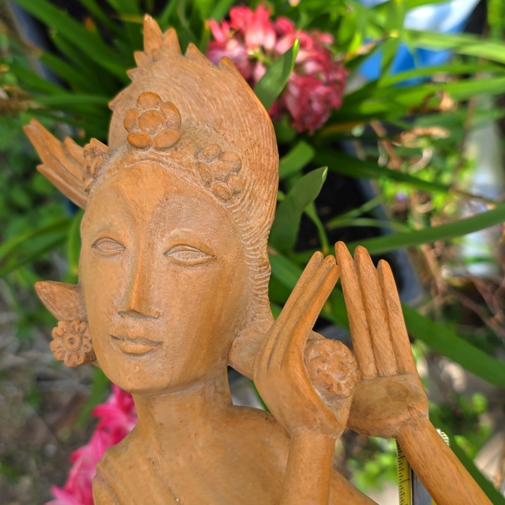 BALI Vintage MCM  Handcarved  Woman Prayer Light WOOD 16" Tall Icon Statue Alter